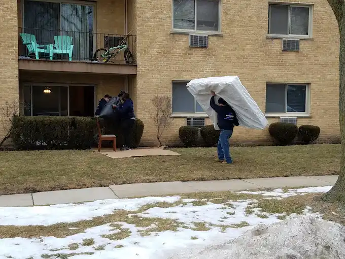 Move with Affordability by Choosing STI Movers Long Grove Movers